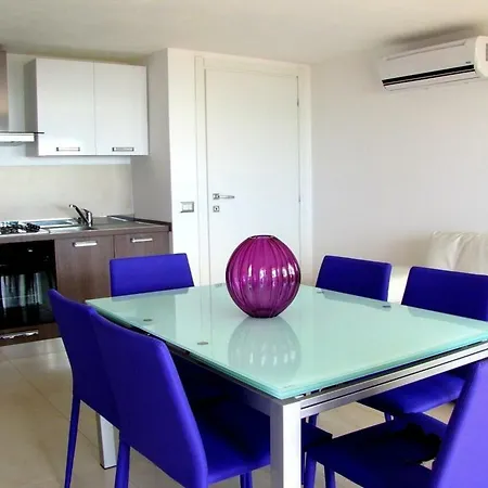 Aura Casesicule, Only For Sea View Lovers, Modern Style Apartment In City Center, Wi-Fi Apartment *