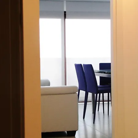 Apartment Aura Casesicule, Only For Sea View Lovers, Modern Style Apartment In City Center, Wi-Fi *