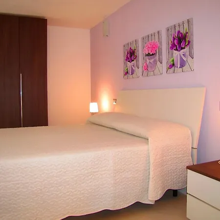 Aura Casesicule, Only For Sea View Lovers, Modern Style Apartment In City Center, Wi-Fi * Pozzallo