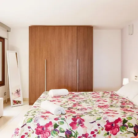 Aura Casesicule, Only For Sea View Lovers, Modern Style Apartment In City Center, Wi-Fi * Pozzallo