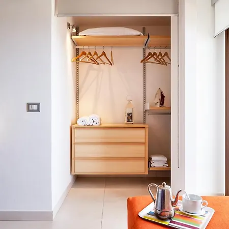 Aura Casesicule, Only For Sea View Lovers, Modern Style Apartment In City Center, Wi-Fi Apartment *