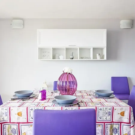 Aura Casesicule, Only For Sea View Lovers, Modern Style Apartment In City Center, Wi-Fi * Pozzallo